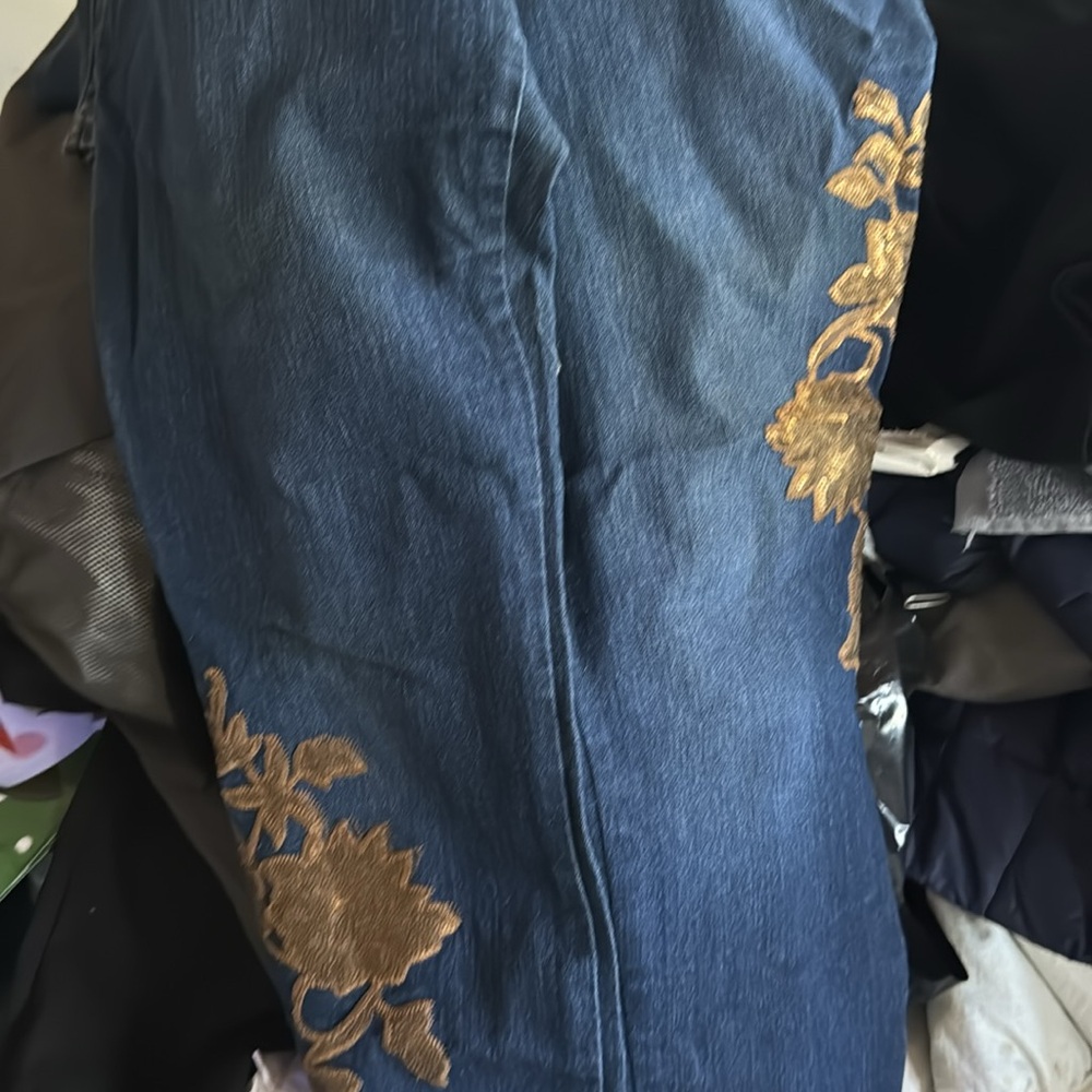 Jeans - Picture 4 of 8